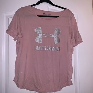 Under Armour women’s tee size large